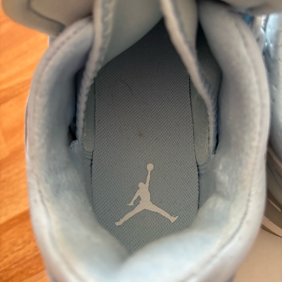 Jordan Air Mae
Celestine Blue (Women's) - Picture 12 of 16